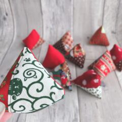 ハンドメイドチャリティーグッズ販売始めました♪