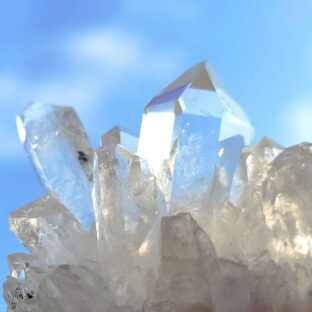 願いが叶う?パワーストーン×ねこ|お守りアクセサリー特集